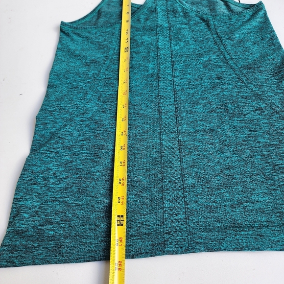 Lululemon Women's Size 8 Dark Green Heather Racerback Stretch - Picture 10 of 10